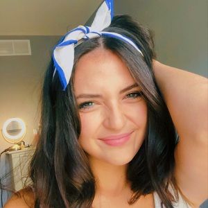 Meet your Posher, Addie